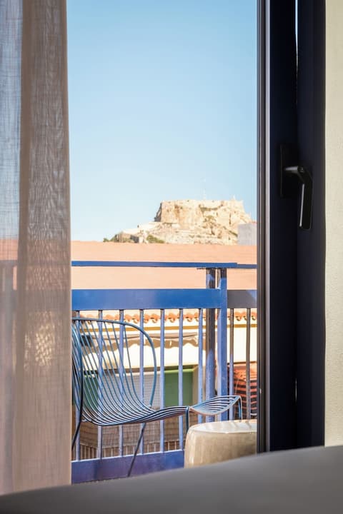 BYPILLOW Paseo, Room