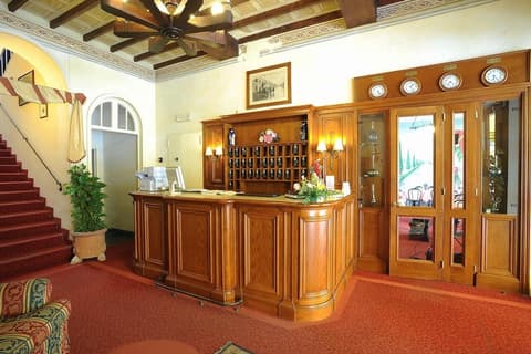 Hotel Villa Kinzica, Interior entrance