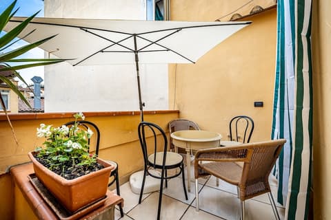 Hotel Veneto Firenze, View from room