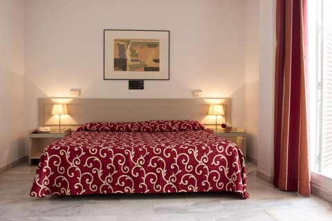 Hospedium Hotel Apartamentos Simón Verde, Room