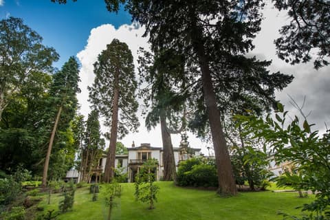 Macdonald Norwood Hall Hotel, Garden
