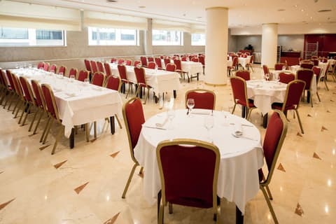 Sercotel Delfos Andorra, Restaurant