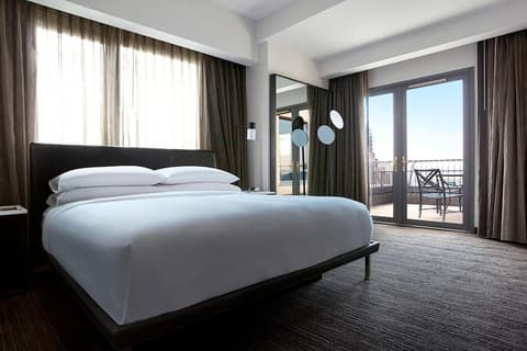 New York Marriott at the Brooklyn Bridge, Room
