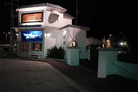 Villablanca Garden Beach Hotel, Reception