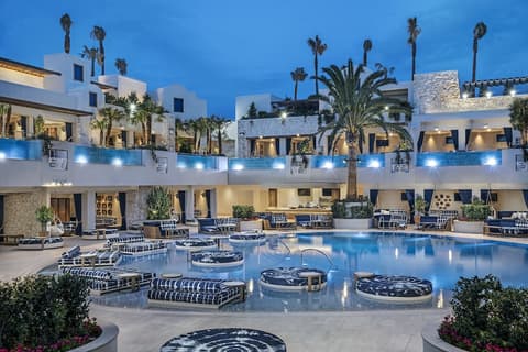 Palms Casino Resort, Pool