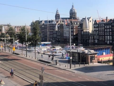 Delta Hotel City Center, Exterior