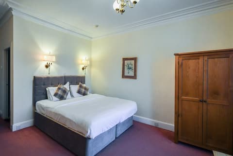 The Boat Hotel, Room