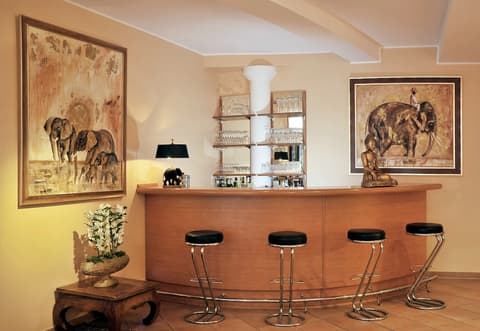Hotel Ludwig van Beethoven, Bar (on property)