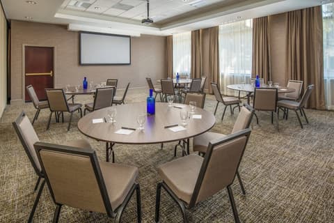 SpringHill Suites by Marriott Seattle Downtown/ S Lake Union, Meeting facility