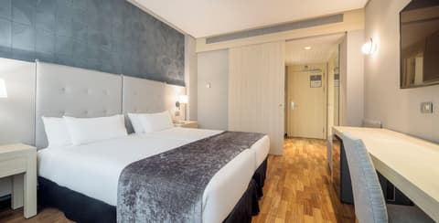 Hotel ILUNION Pio XII, Room