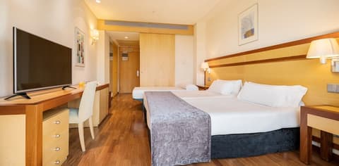 Hotel ILUNION Pio XII, Room