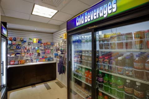 Holiday Inn Express Hotel & Suites Meadowlands Area by IHG, Interior