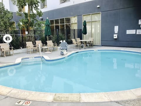 Courtyard by Marriott Oakland Downtown, Pool