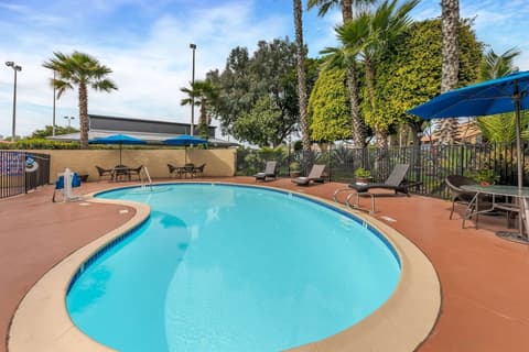 Best Western Americana Inn, Pool