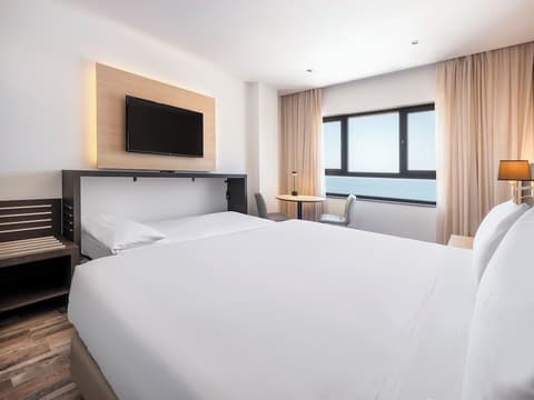 Hotel Cádiz Paseo del Mar Affiliated by Meliá, Room