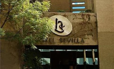 Hotel Sevilla, Front of property