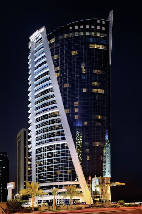 Qabila Westbay Hotel by Marriott, Exterior