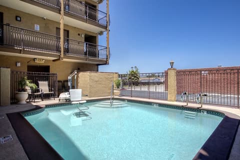 Hotel 39 Westminster, Outdoor pool