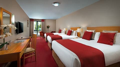 Great National South Court Hotel, Room