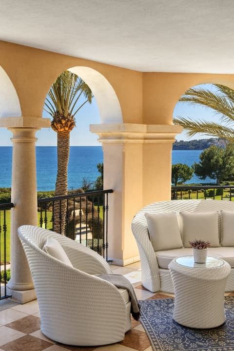 The St. Regis Mardavall Mallorca Resort, Room
