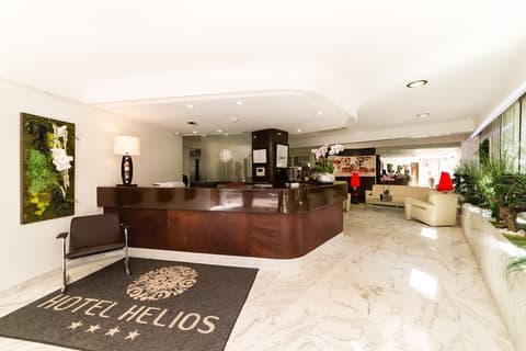 Hotel Helios, Reception