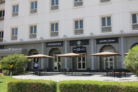 Mövenpick Hotel & Apartments Bur Dubai, Property amenity