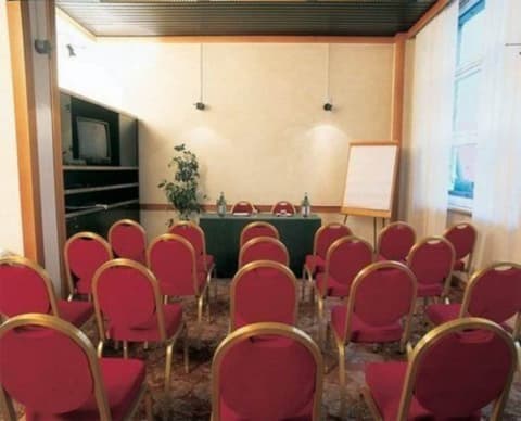 Mokinba Hotels Sant'Ambroeus, Meeting facility
