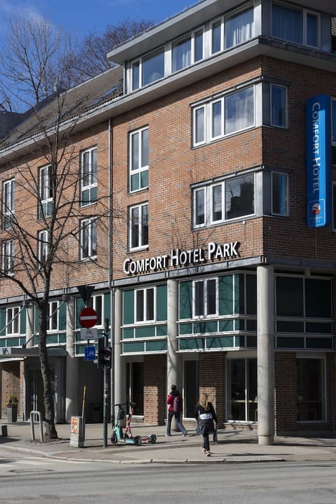 Comfort Hotel Park, Front of property
