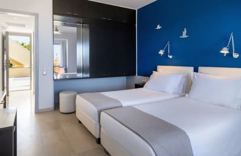 The Majestic Hotel, Room