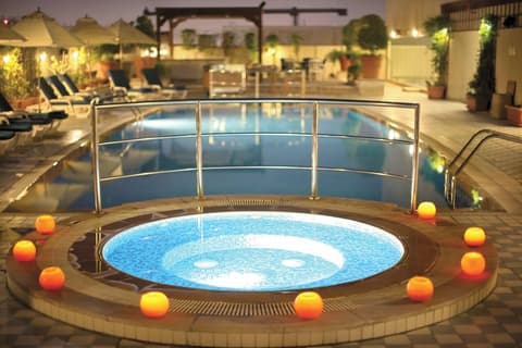 Marriott Executive Apartments Dubai Creek, Pool