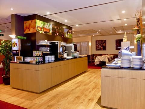Golden Tulip De' Medici Hotel, Breakfast area