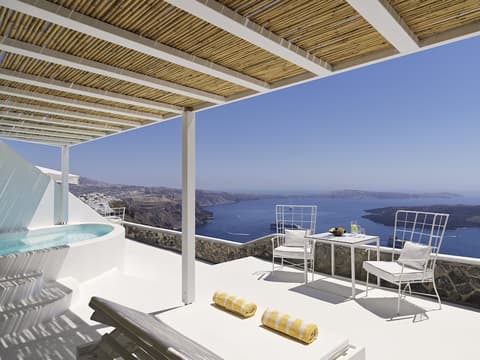 Katikies Chromata Santorini - The Leading Hotels of the World, Room