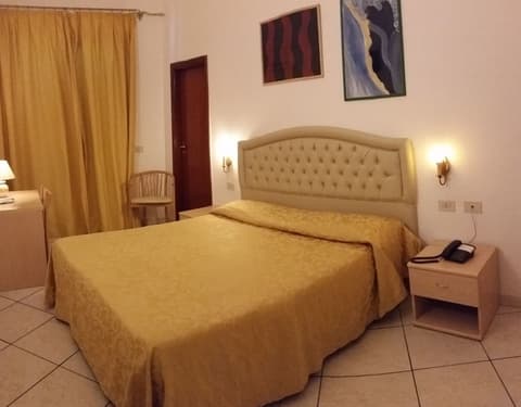 Hotel La Perla, Room