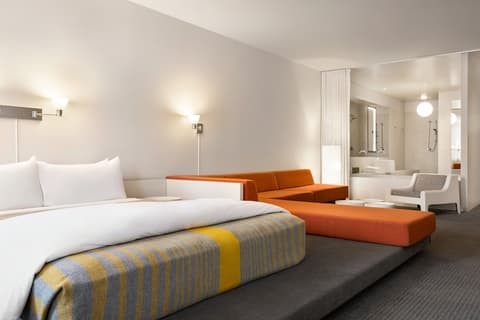 The Delphi Hotel, Room