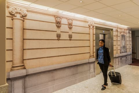 Mercure Paris Roissy Charles de Gaulle, Interior entrance