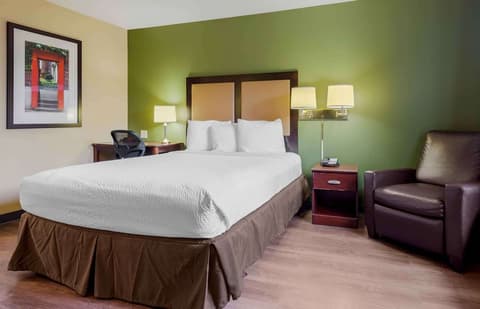 Extended Stay America Suites Elizabeth Newark Airport, Room