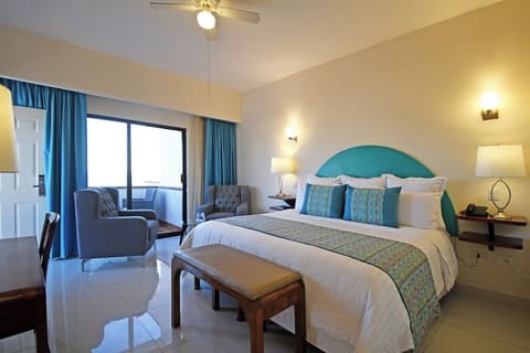 The Westmarine Waterfront Hotel, Room