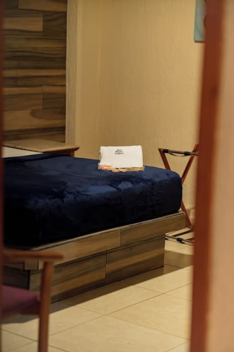 Hotel Santiago de Compostela, Room