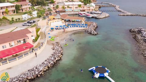Bird Rock Beach Hotel, Aerial view