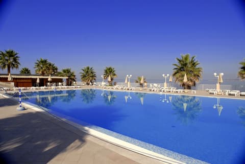Dioscuri Bay Palace Hotel, Outdoor pool