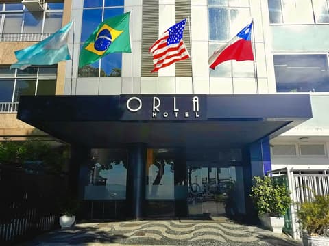 Orla Copacabana Hotel, Property entrance