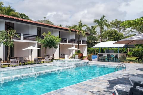 Terraza Del Pacifico Hotel, Pool