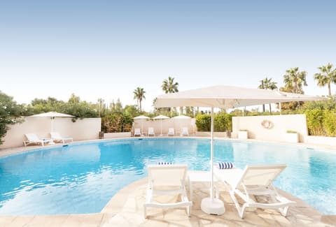 Radisson Hotel Nice Airport, Pool