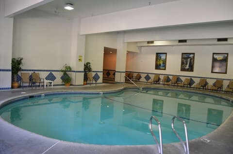 Cedar Lodge, Pool