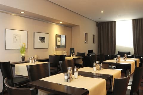 TOP CityLine Klassik Altstadt Hotel, Bar (on property)