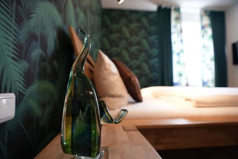 Hotel Attaché, Room