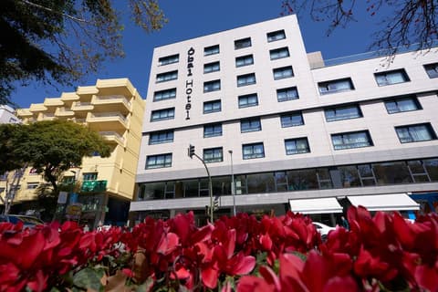 Obal Hotel Marbella, Front of property