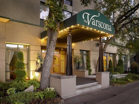 Varscona Hotel on Whyte, Exterior