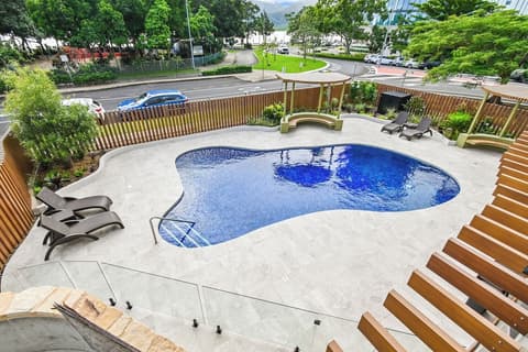 Cairns Plaza Hotel, Outdoor pool