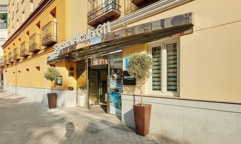 Hotel Sercotel Alcalá 611, Front of property